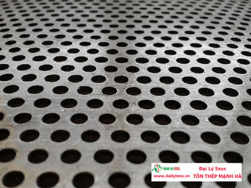 Tấm Inox Đục Lỗ 04
