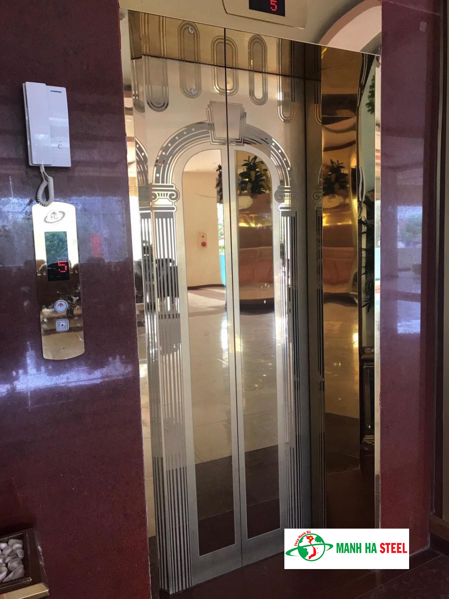 Bảng báo giá tấm cửa cabine Cổng Vòm