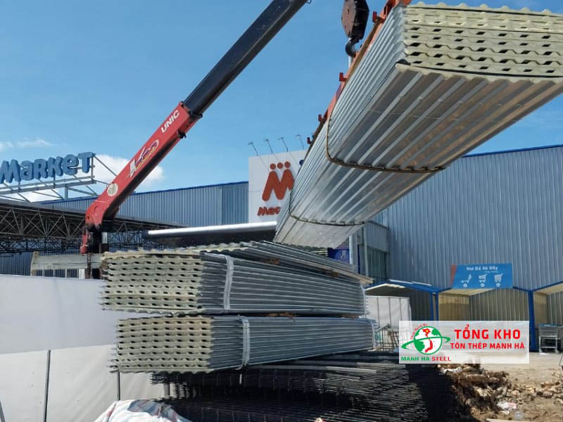 Bảng Báo Giá Tôn Xốp Trần Nhà