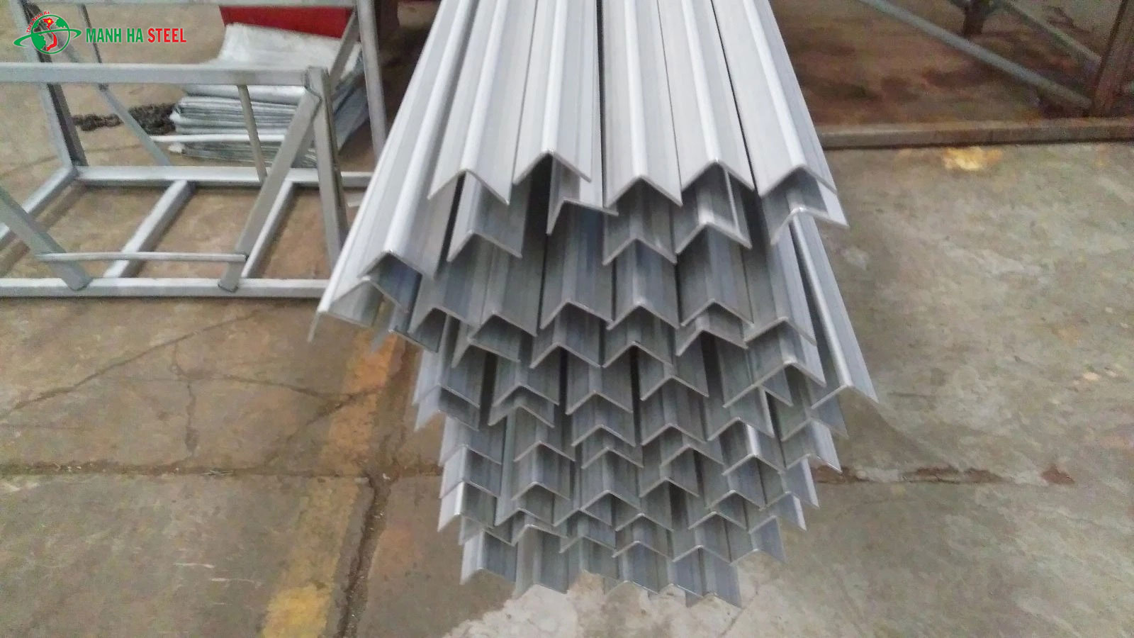 Bảng báo giá V góc dập inox V 30