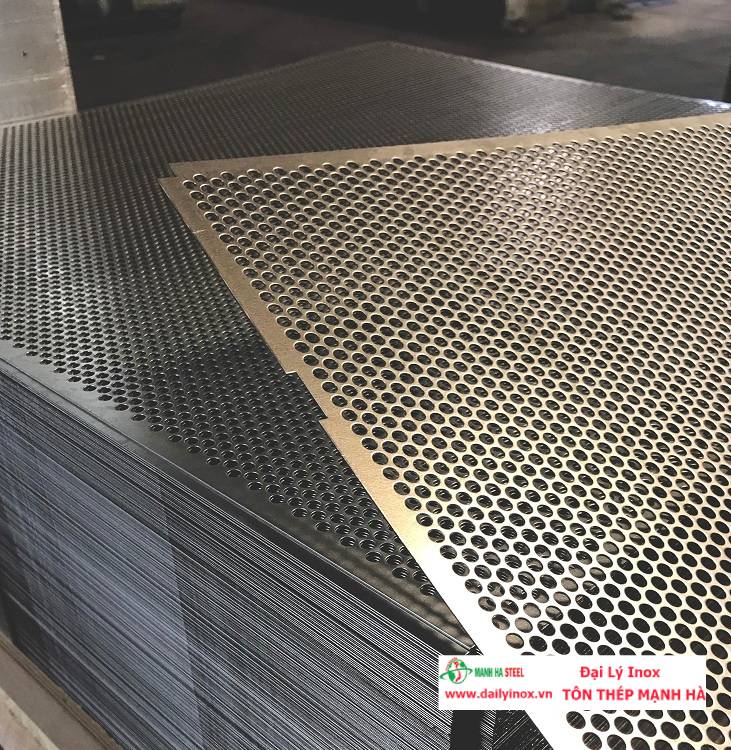 Tấm Inox Đục Lỗ 05