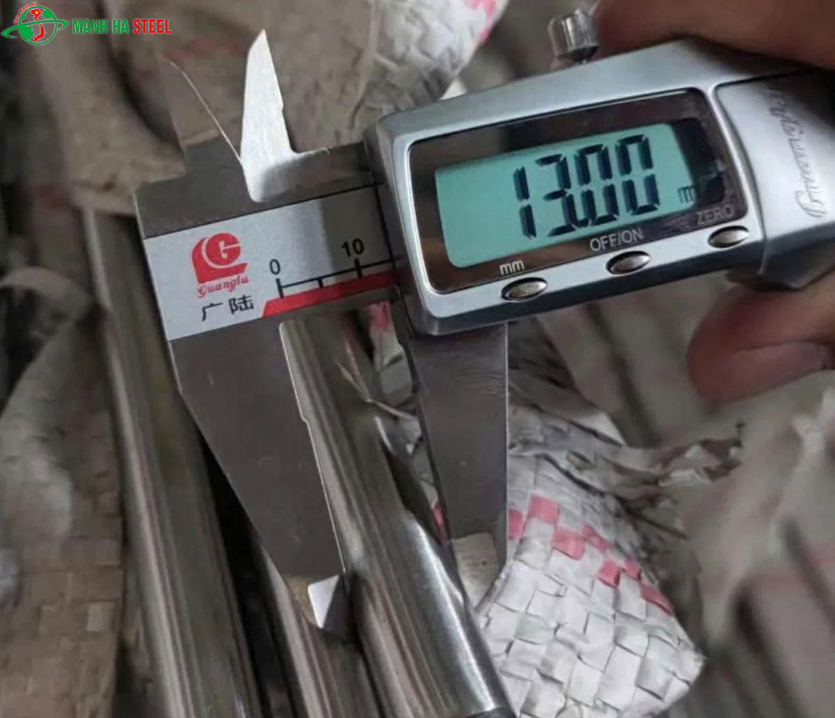 Ống inox Tiến Đạt 13.72 mm, Ống thép inox Tiến Đạt phi 13.72