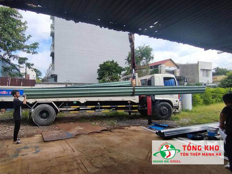 Bảng Báo Giá Tôn Nhựa Màu Xanh