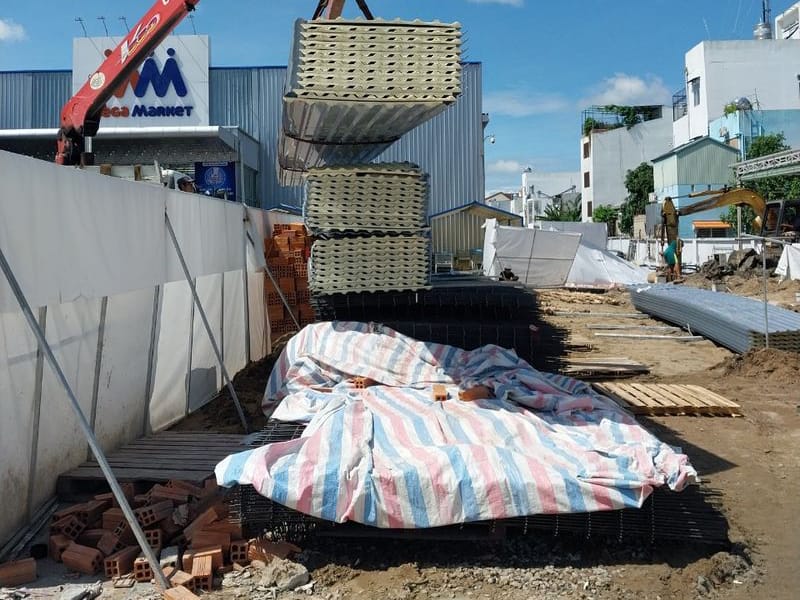 Bảng Báo Giá Tôn Lợp Mái – Giá Tôn Lợp Mái Nhà Mới Nhất