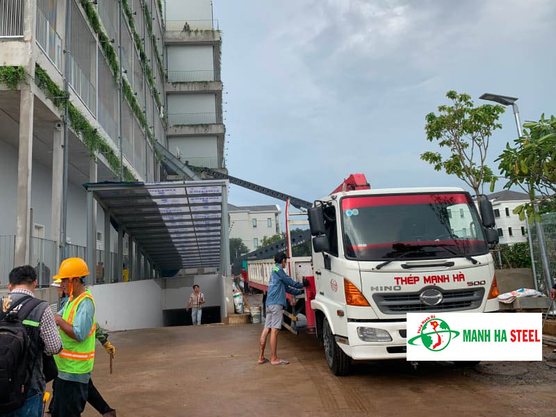 Bảng Báo Giá Tôn Màu Đỏ Đậm, Đỏ Tươi