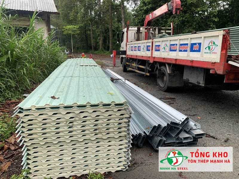 Bảng Báo Giá Tôn Xốp Hòa Phát