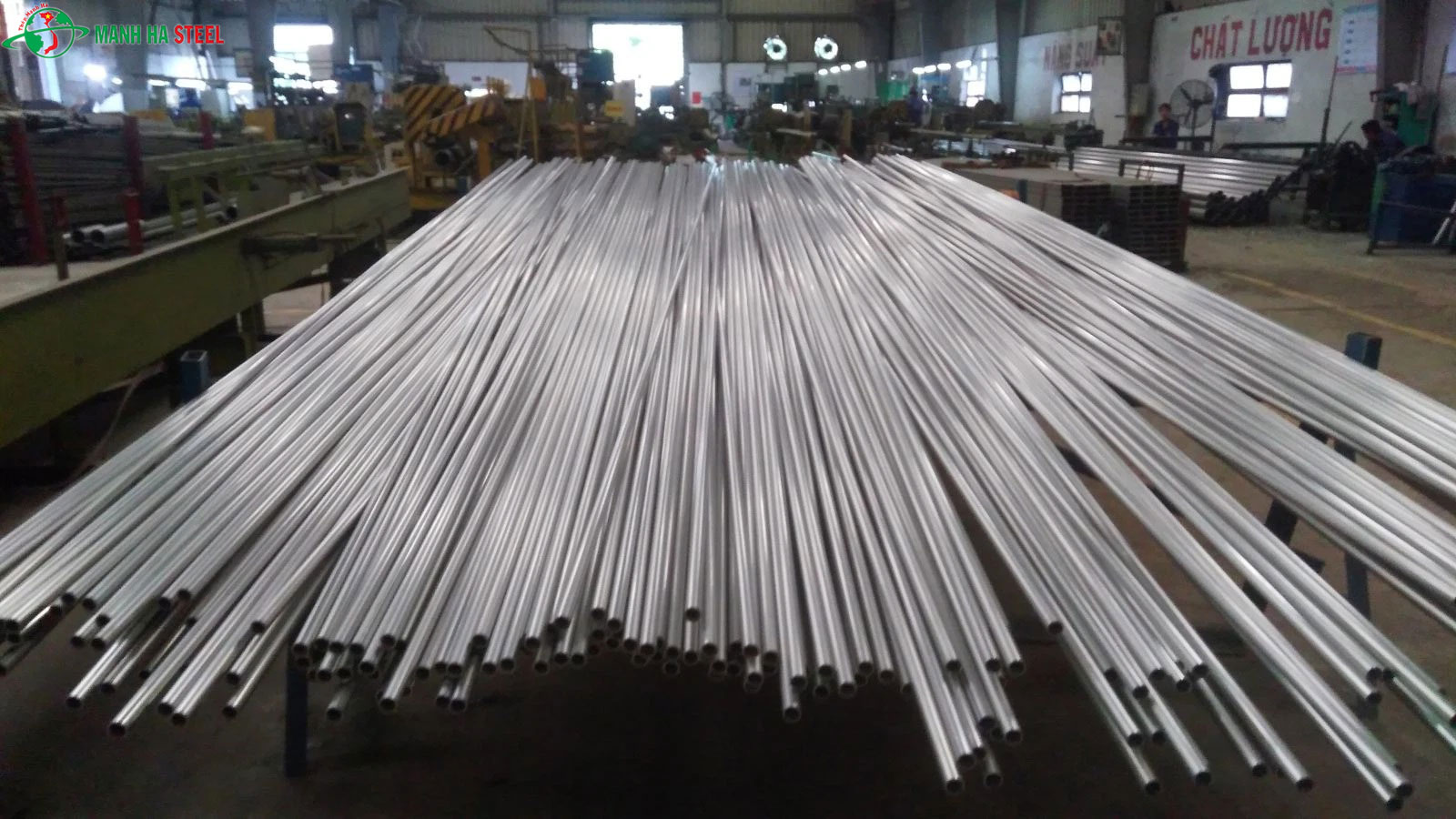 Bảng báo giá ống inox công nghiệp Hoàng Vũ 48 x 48