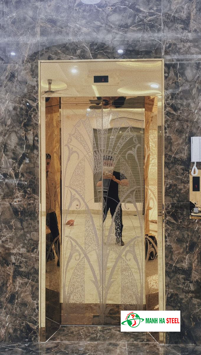 Bảng báo giá tấm cửa cabine Rẻ Quạt