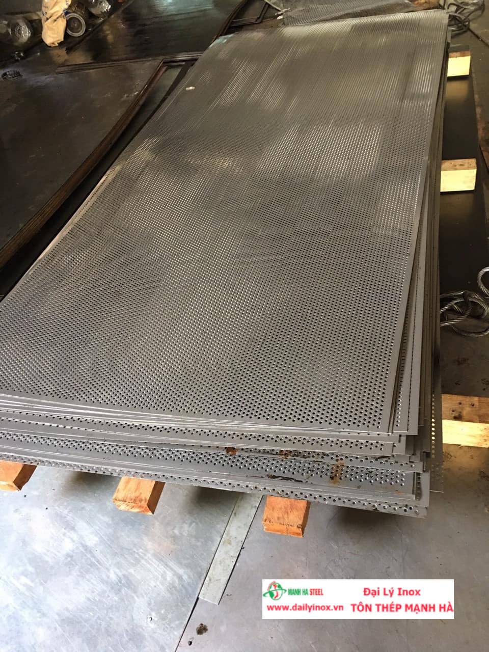 Tấm Inox Đục Lỗ 05