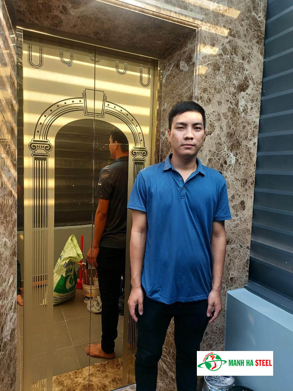 Bảng báo giá tấm cửa cabine Kẻ Chéo