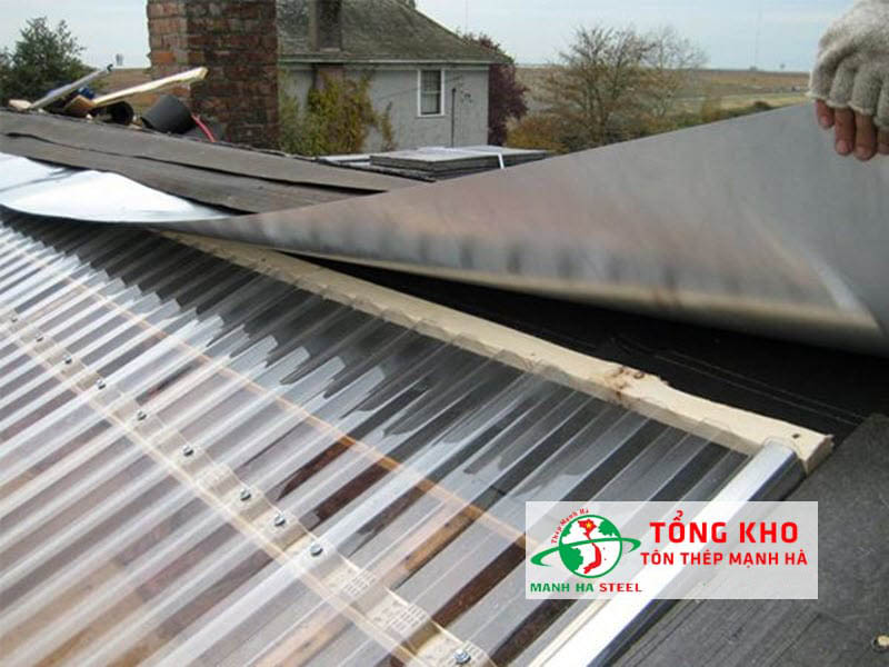 Bảng Báo Giá Tôn Nhựa Trong Suốt Polycarbonate