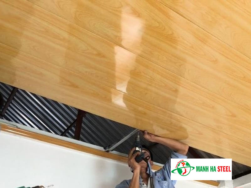 Bảng Báo Giá Tôn Xốp Giả Gỗ