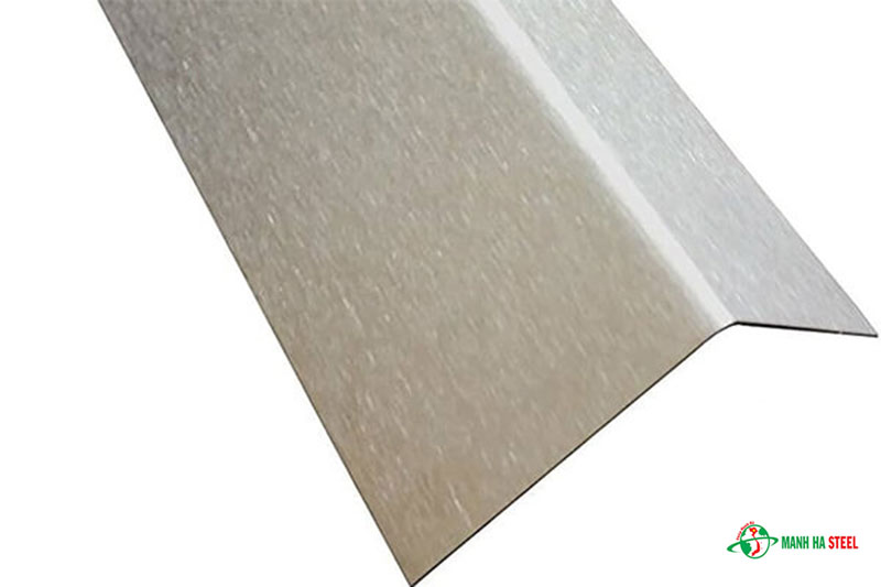 V góc đúc inox 15x15mm