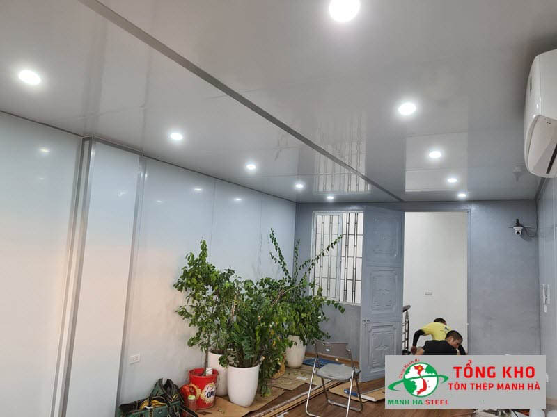 Bảng Báo Giá Tôn Xốp Ốp Tường, Ngăn Phòng