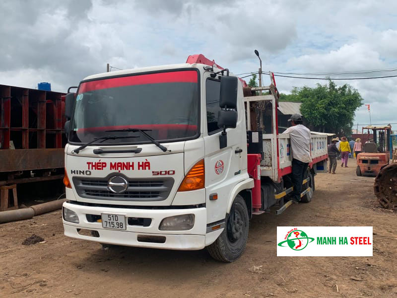 Ống Inox Công Nghiệp TVL Ø114mm: Đặc Điểm, Thông Số Kỹ Thuật Và Ứng Dụng