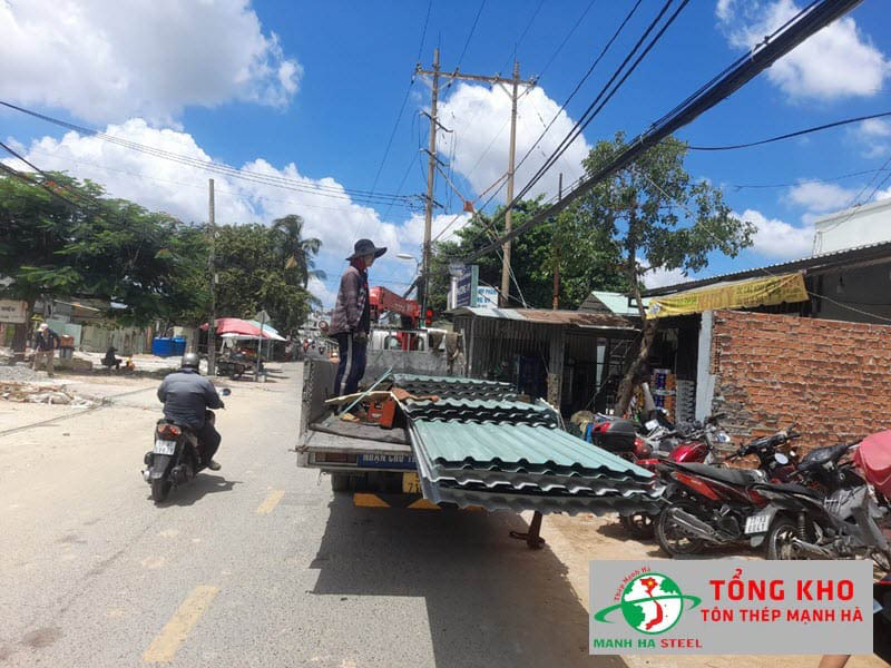 Bảng Báo Giá Tôn Màu Socola