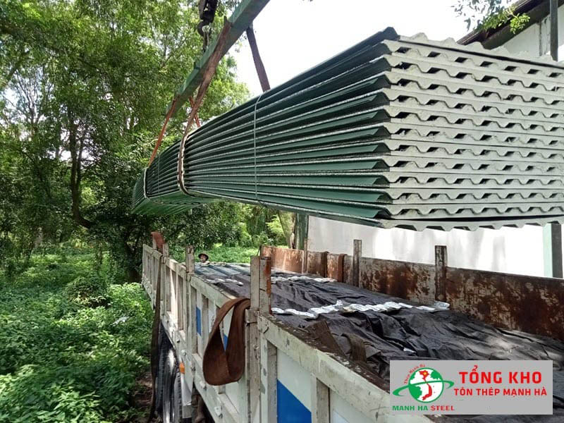 Bảng Báo Giá Tôn Xốp Ốp Tường, Ngăn Phòng